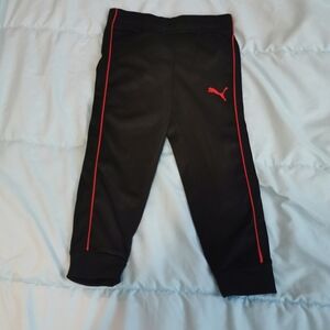 10/10$💚💚Puma joggers size 4T, never wear